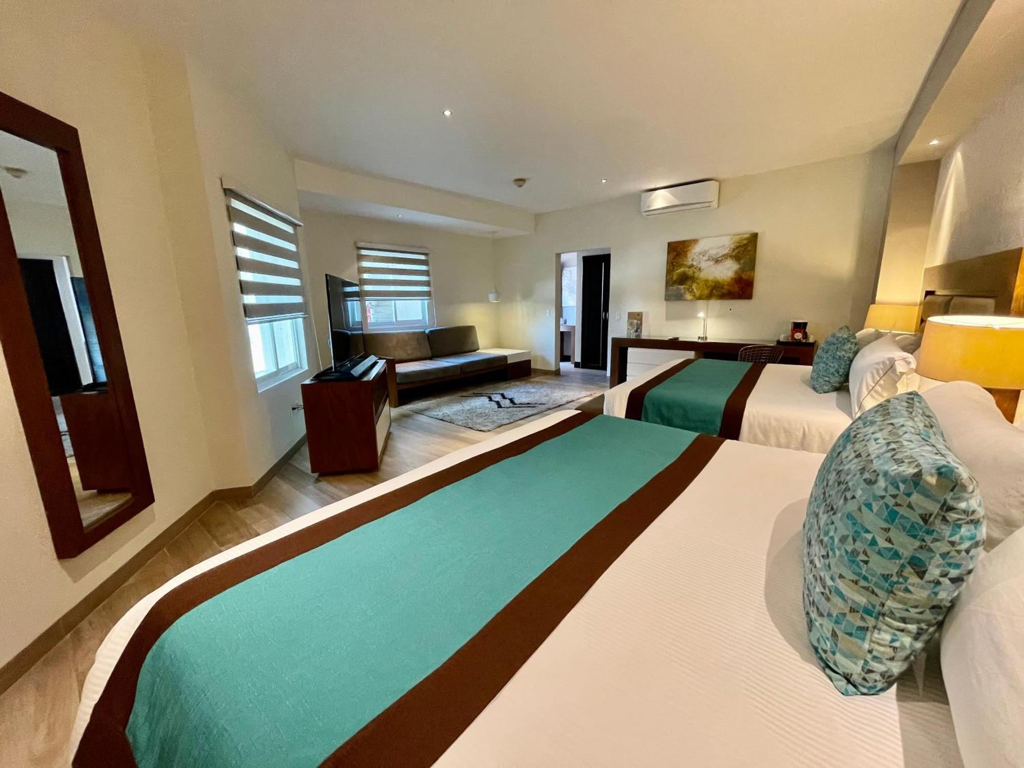 Aurea Hotel And Suites Zapopan Luaran gambar