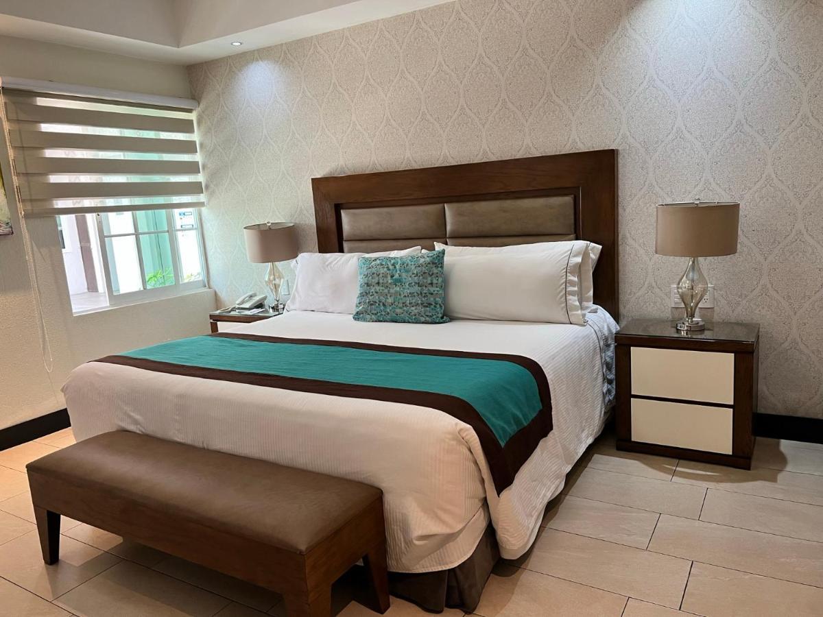 Aurea Hotel And Suites Zapopan Luaran gambar