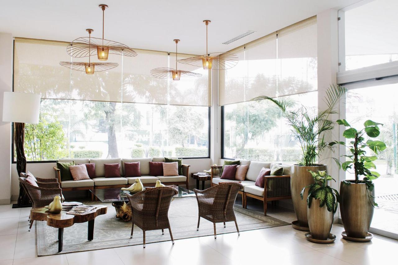 Aurea Hotel And Suites Zapopan Luaran gambar
